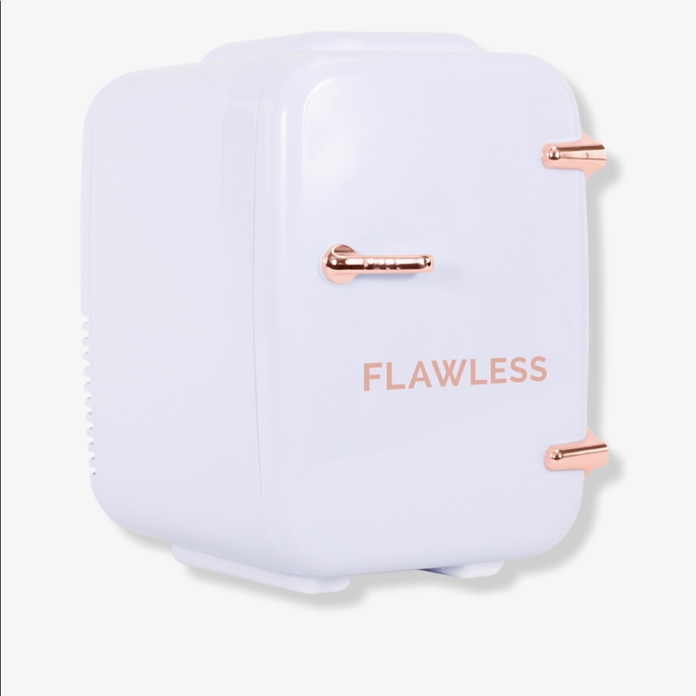 ⭐️NWT⭐️ Flawless Beauty Fridge